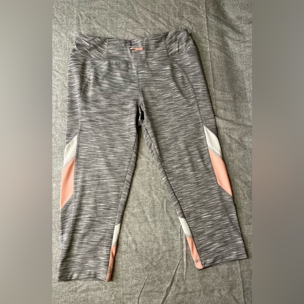White House Black Market The Legging NWT size M